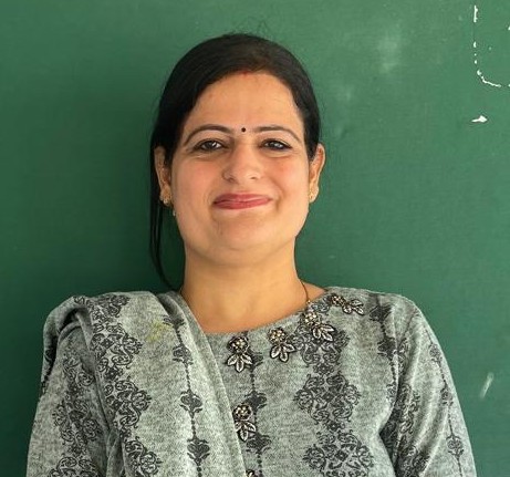 Smt. Navneet Kaur