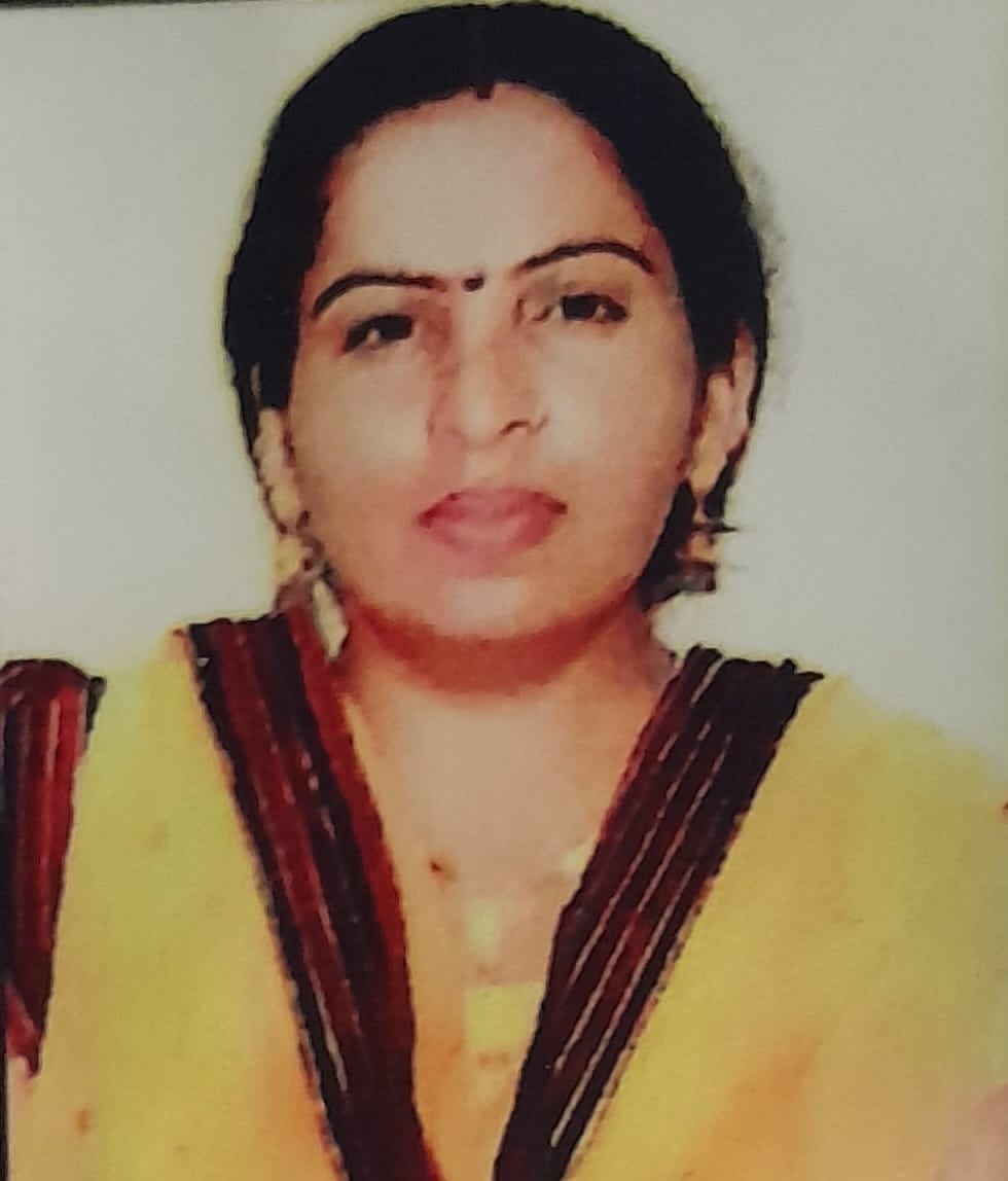 Smt. Lakhpati